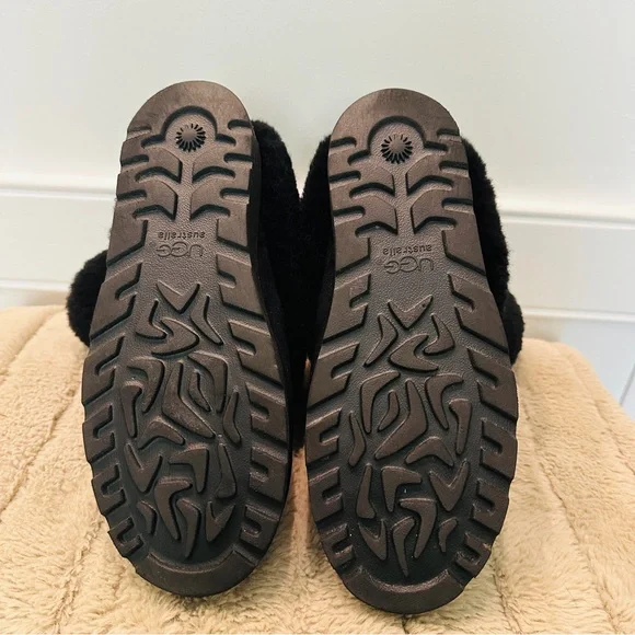 UGG Maylin 3220 Sheepskin Shearling Cuff Boots Black Size 8 - Picture 8 of 9